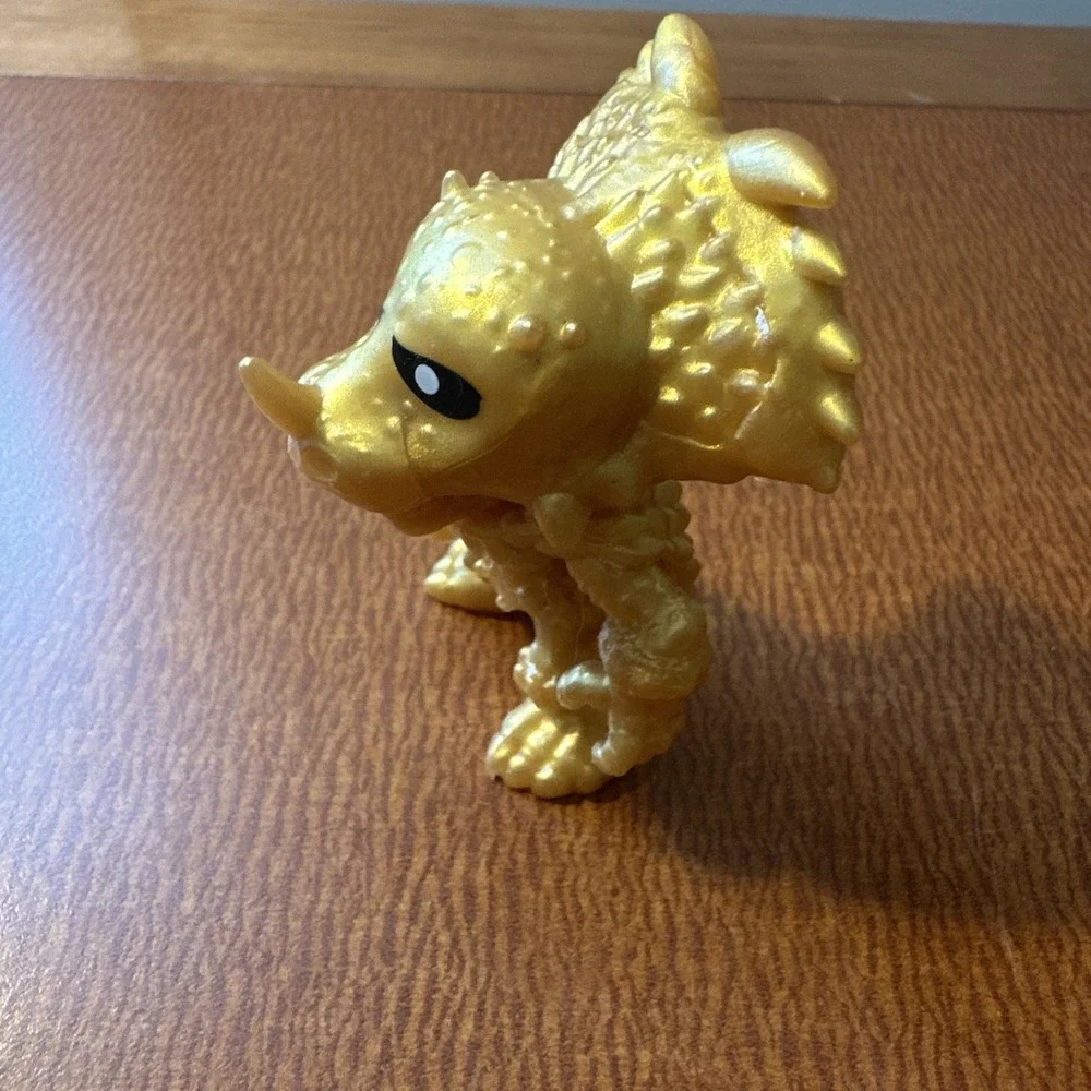 TREASURE X Dino Figures Goldrac &  Chief Goldo Dragon‎ Hunter Moose Toys